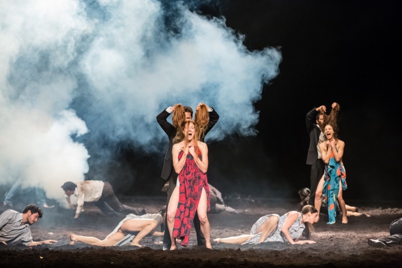 Pina Bausch Auf Dem Gebirge Hat Man Ein Geschrei Gehört Auf dem Gebirge hat man ein Geschrei gehört / Pina Bausch - 19 mai 2016