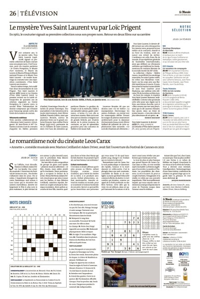 Le Monde Yves Saint Laurent, lors de son dernier défilé, à Paris, en janvier 200