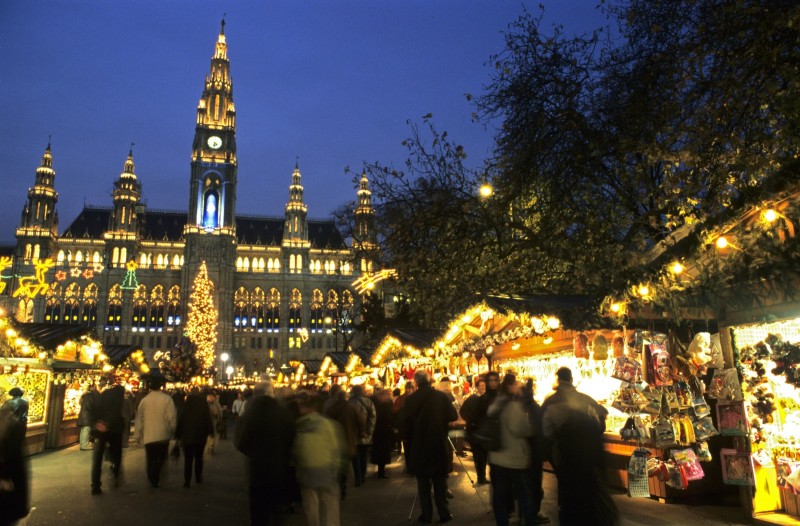 AUTRICHE - Marche de Noel - 16 novembre 2007 © Matthieu COLIN AUTRICHE - Marche de Noel - 16 novembre 2007 © Matthieu COLIN