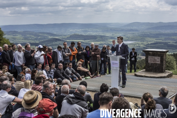 Arnaud Montebourg au Mont Beuvray