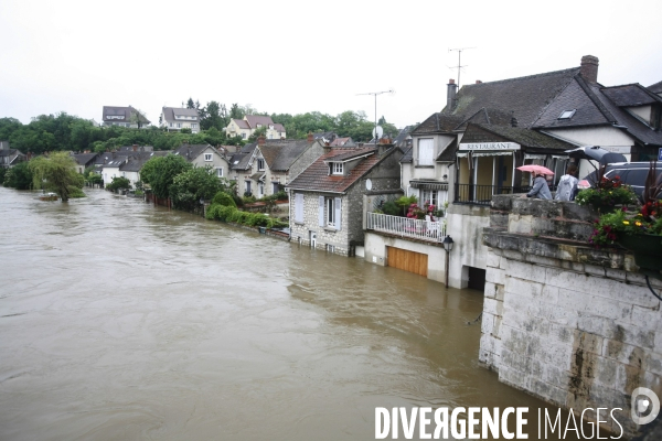 JUIN 2016- Nemours crues du Loing et inondation du centre ville.