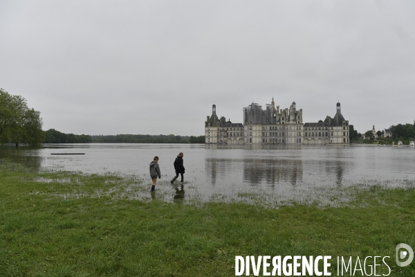 Le chateau de Chambord sous les eaux