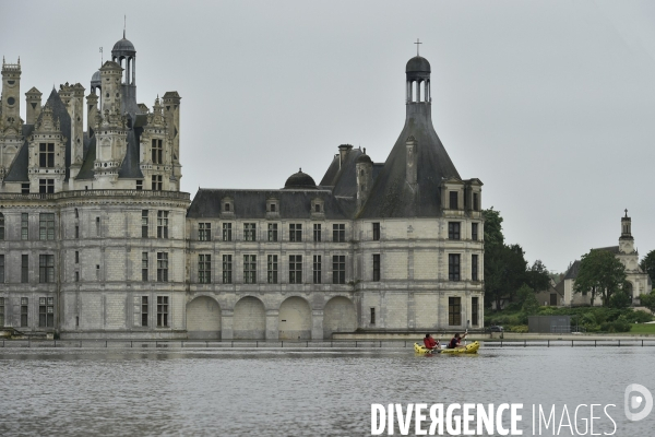 Le chateau de Chambord sous les eaux