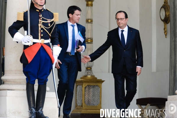 François Hollande reçoit Claude Bartolone  après le Brexit