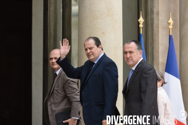François Hollande reçoit les chefs de partis politiques après le Brexit