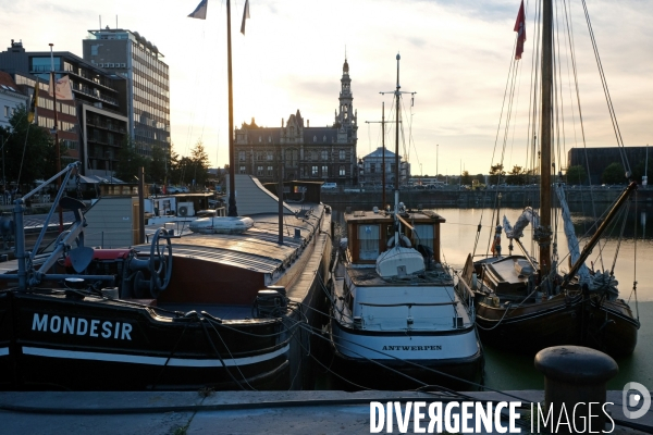 Le port d Anvers et la revitalisation de ses docks