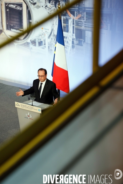 Inauguration de l Institut de métallurgie du val de Fensch par François Hollande.