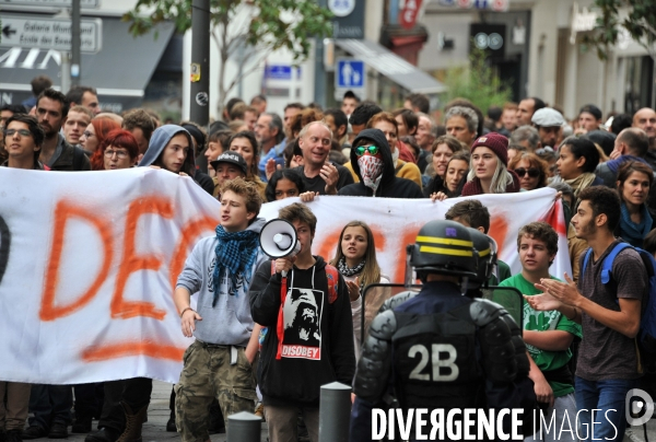 Marseille : Manifestation anti-migrants du FN