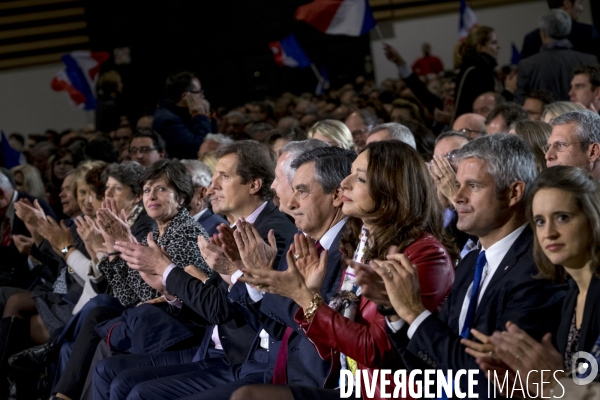 Meeting de François Fillon pour les élections primaires de la droite.