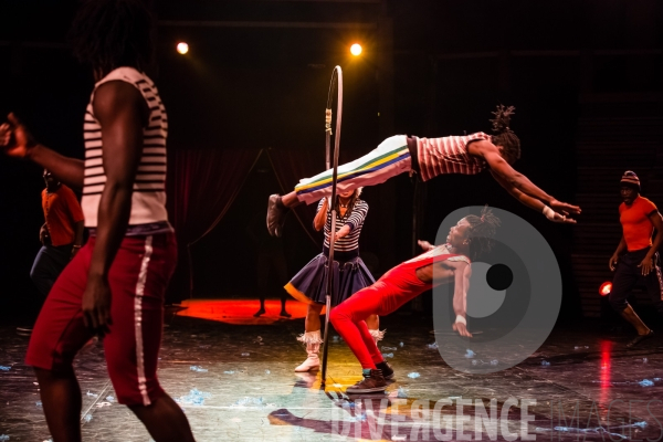Béré, la fête à Conakry / cirque Mandingue