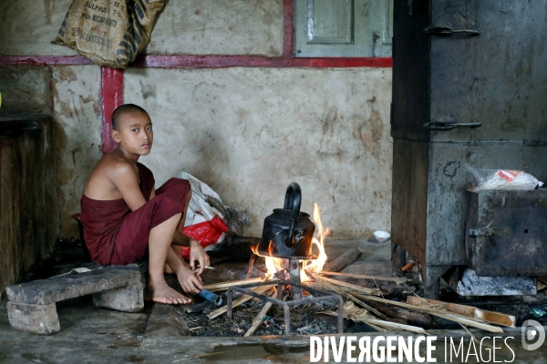 Jeune moine du Myanmar