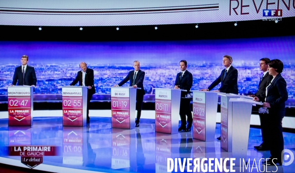 Photos d écran du premier débat des candidats à la primaire de gauche ( La Belle Alliance populaire ) pour l élection présidentielle de 2017.