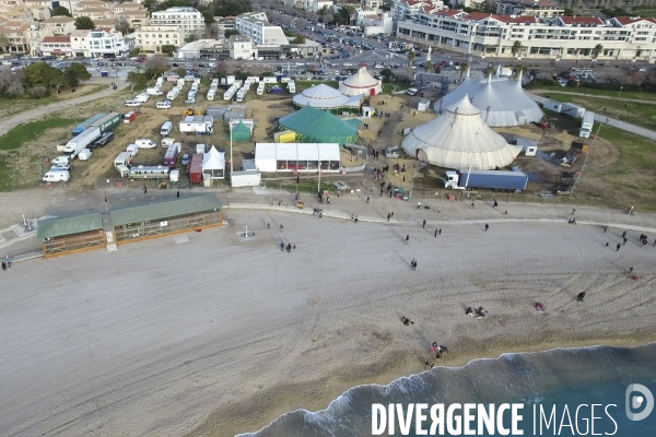 Vue aérienne de la biennale internationale des arts du cirque de Marseille