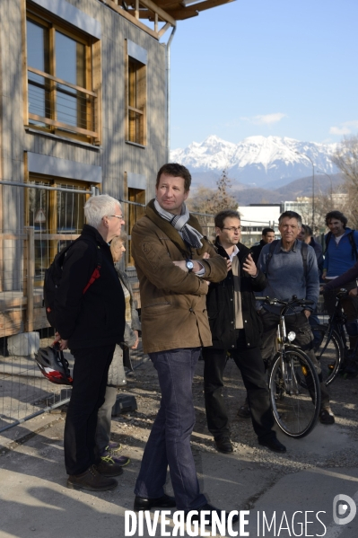 Yannick Jadot, candidat écologiste en visite à Grenoble