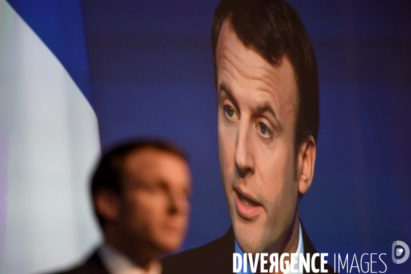 Emmanuel Macron présente son programme