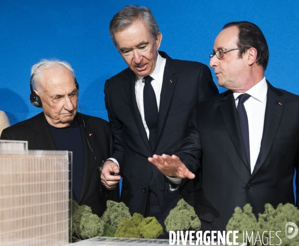 Dévoilement de la maquette de La Maison LVMH / Arts - Talents - Patrimoine, par son architecte Franck GEHRY, et Bernard ARNAULT en présence de François HOLLANDE au jardin d acclimatation.