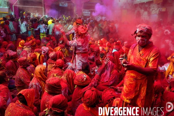 Holi, La Fête Sacré des Couleurs en Inde. Holi Festival of Colors and Love in India.