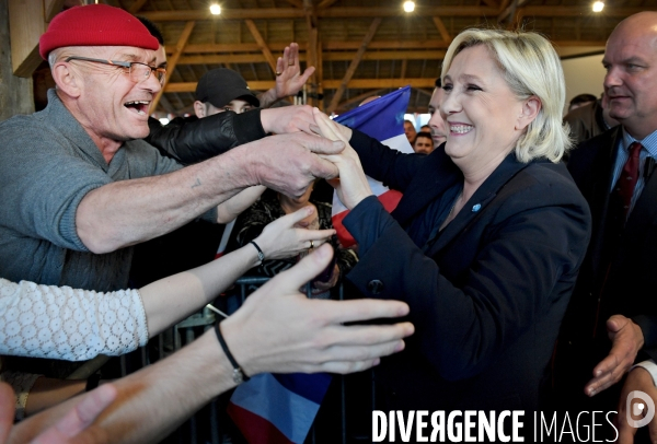 Réunion publique de Marine Le Pen à Bazoche Gouet