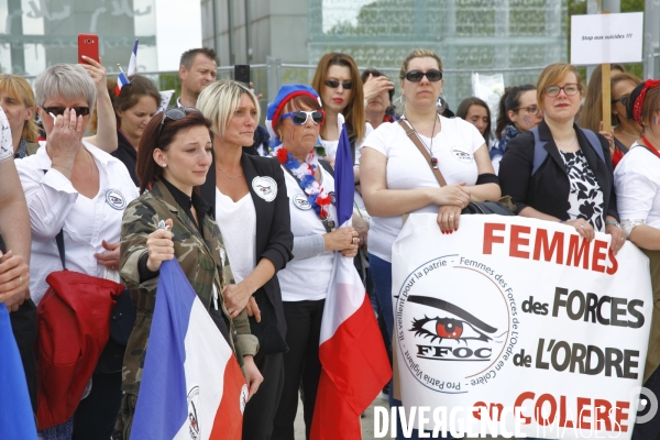 Manif collectif Femmes des forces de l ordre en colère (FFOC)