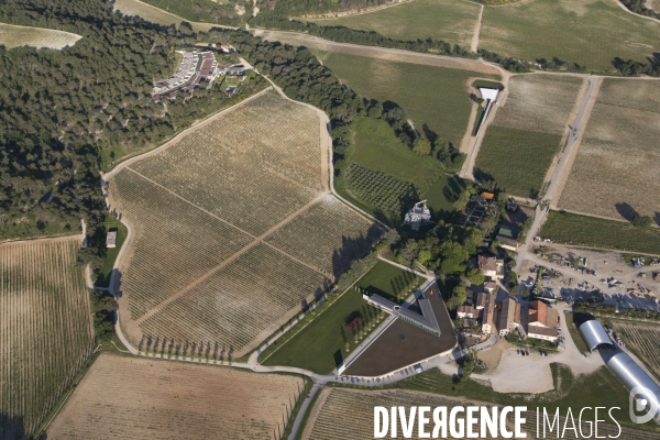 Vue aérienne de Rognes Venelles et du Puy-Sainte-Réparade