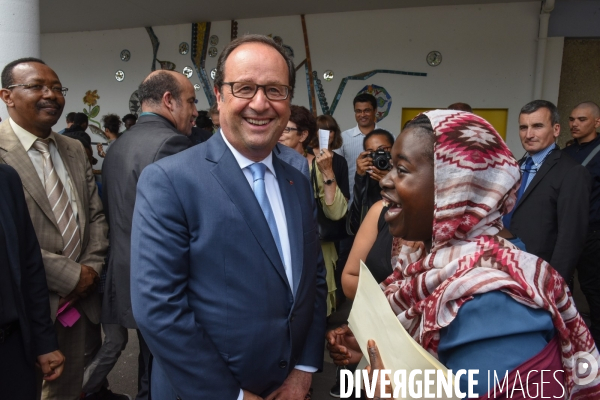 François Hollande au Collège Jean Vilar.