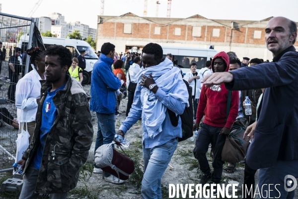 Evacuation des campements de migrants, porte de la Chapelle.