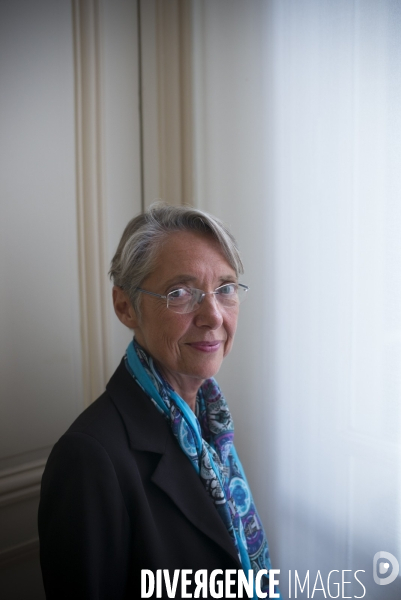 Portrait de la ministre de la  transition ecologique et solidaire, chargee des transports, elisabeth borne.