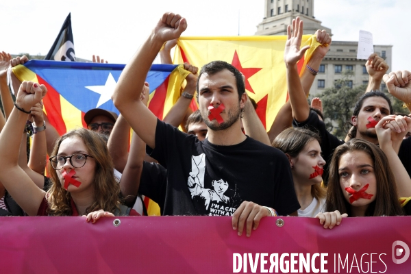 Barcelone 02-10 Manifestation des étudiants indépendantistes