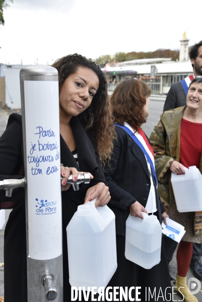 Des élus font pression pour une gestion publique de l eau et ne veulent plus de Véolia.