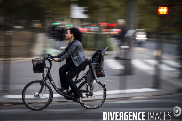 Les parisiens utilisent toutes les alternatives à la voiture pour se déplacer dans la capitale.