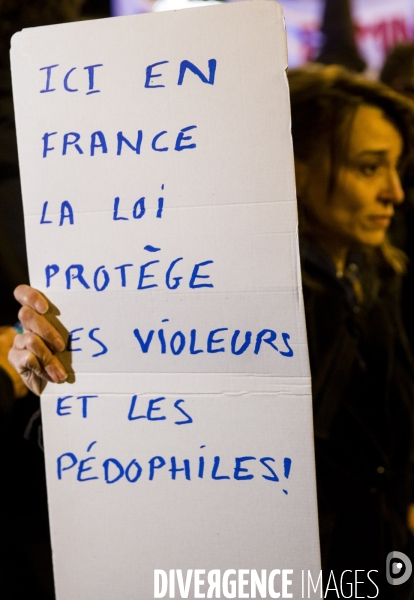 Manifestation féministe après l acquitement d un homme accusé du viol d une fillette de 11 ans.