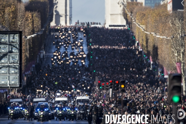 Hommage national à Johnny HALLYDAY sur les Champs-Elysées