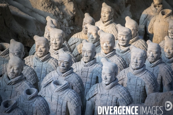 L armée de terre cuite dans le mausolée de l empereur Qin à Xi an en Chine