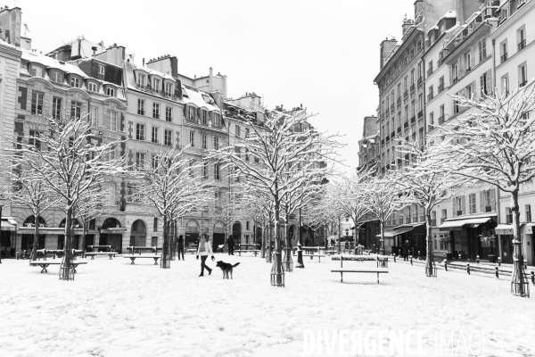 Neige et inondations à Paris