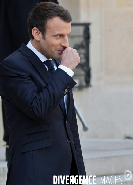 Emmanuel Macron réçoit George Weah