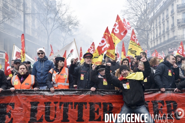 Manifestation nationale des fonctionnaires et cheminots à Paris.