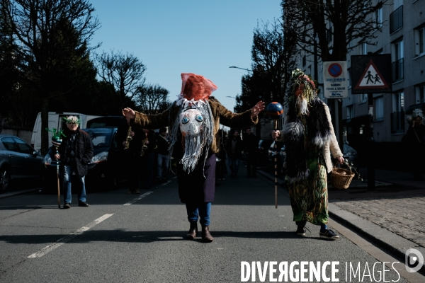 Le Carnaval Touf Ensemble contre les pesticides et les désherbants en ville # Acte 01