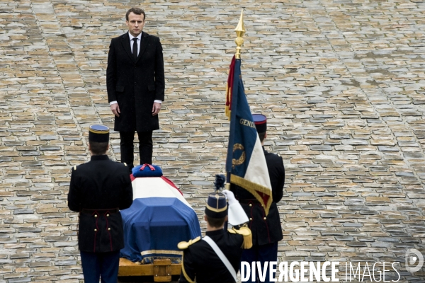 Hommage national au colonel Arnaud BELTRAME à l hôtel des Invalides