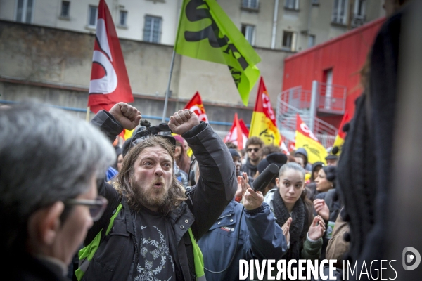 Premier jour de la greve nationale a la SNCF à Paris: AG et manifestations