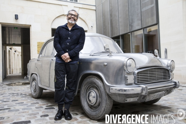 L artiste indien Subodh GUPTA présente son exposition au 11 conti-Monnaie de Paris