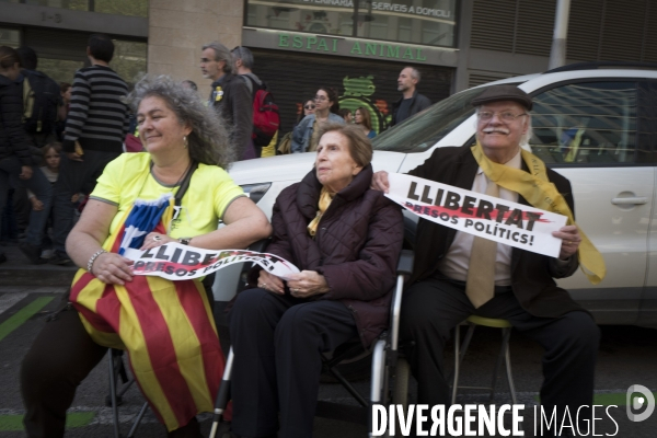 Barcelone  Manif pour la liberation des prisonniers