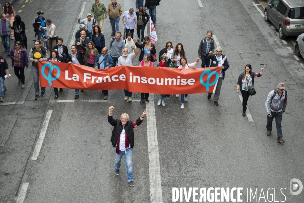 Manifestation des fonctionnaires à Marseille: la fin du cortège