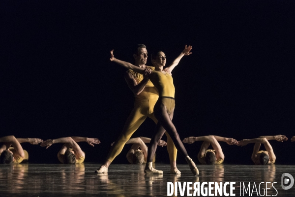 ARTIFACT SUITE - William Forsythe - Compania nacional de danza de Espana