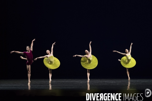 THE VERTIGINOUS THRILL OF EXACTITUDE - William Forsythe - Compania nacional de danza de Espana