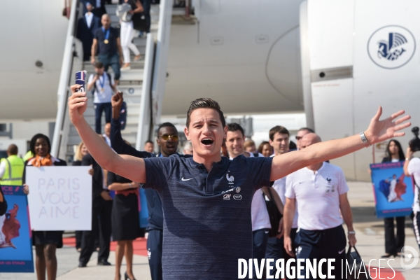 Arrivée de l équipe de France de football après sa victoire en coupe du monde