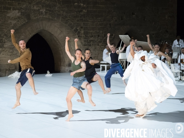 Festival d Avignon 2018 - STORY WATER de Emanuel Gat
