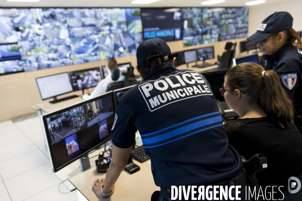 Salle de controle de la police municipale d  Aulnay-sous-Bois.