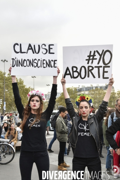 Journée internationale pour le droit à l avortement à Paris.