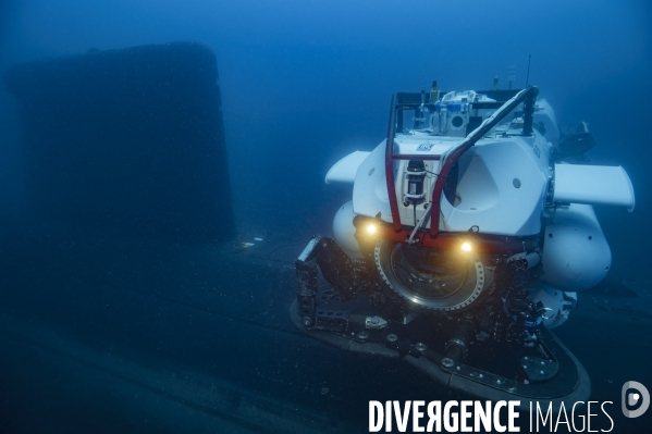 Assistance du NSRS sur un sous-marin (Exercice)
