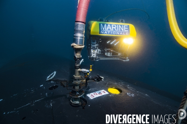 Intervention sur un sous-marin en détresse du ROV Ulysse par la CEPHISMER
